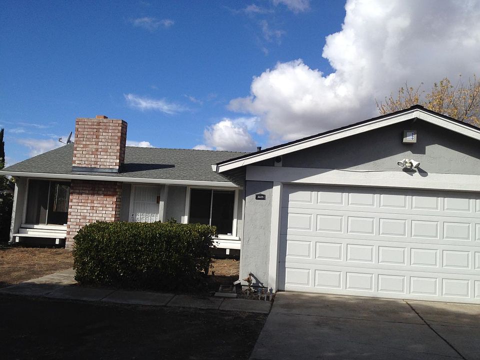 1st image of 3225 Falmouth St