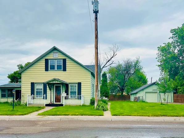 807 & 809 E 3rd St, Ogallala, NE 69153