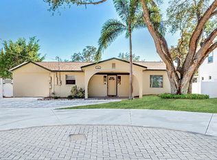 3402 W Van Buren Dr, Tampa, FL 33611