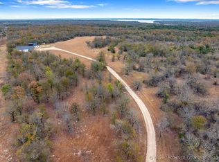 955 N 4250th Rd, Hugo, OK 74743