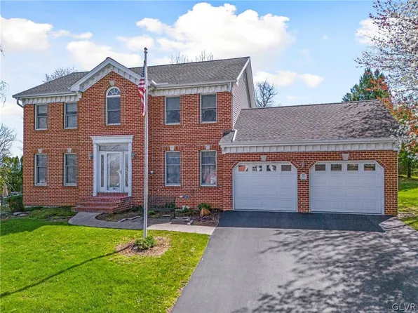 988 Congress St, Whitehall, PA 18052