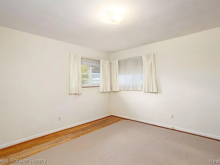 20571 Brooklawn Dr — Photo 9