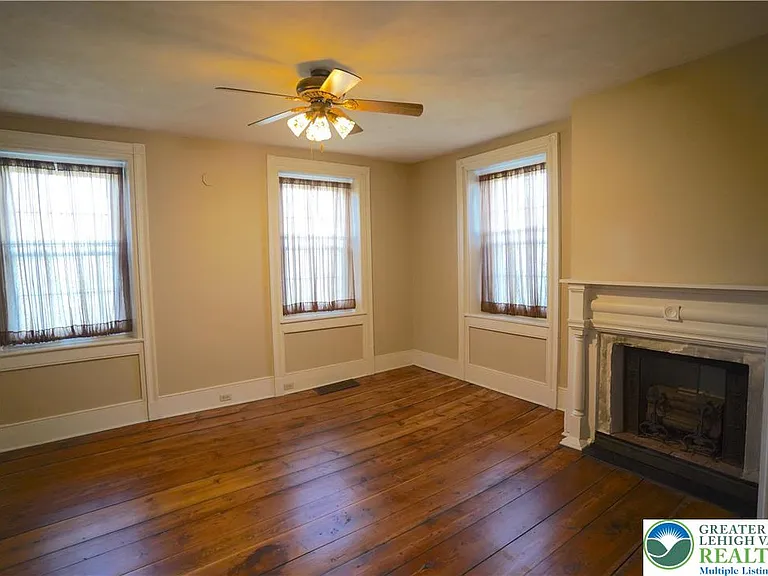 9020 Schantz Rd — Photo 14
