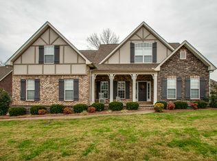 102 Hattie Ct, Hendersonville, TN 37075