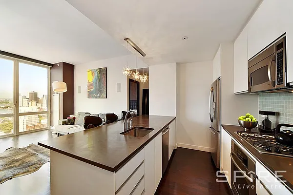 Rented by Spire Group | media 17