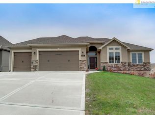 2205 NE 111th St, Kansas City, MO 64155