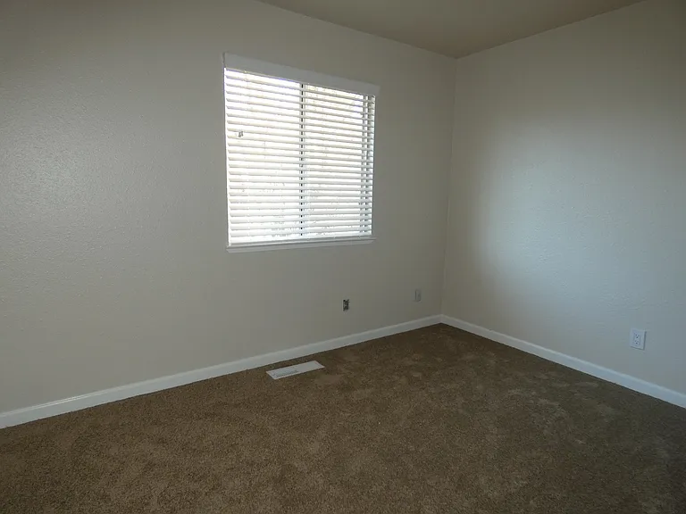 128 Arcadia Dr — Photo 9