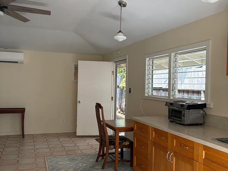 N Kainalu Dr — Photo 24
