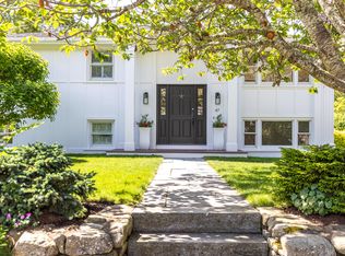 47 Wianno Cir, Osterville, MA 02655