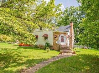 1301 Newbern Rd, Pulaski, VA 24301