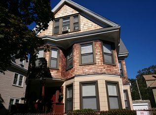 25 Larchmont St, Dorchester, MA 02124