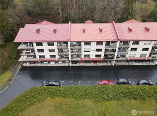 908 E Bay Dr NE APT 305, Olympia, WA 98506