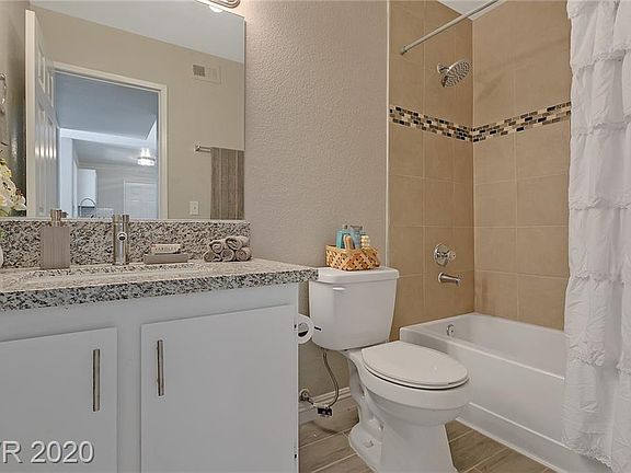 5th image of 220 Mission Newport Ln APT 107