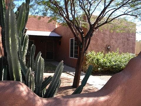 Gated courtyard, quiet corner lot