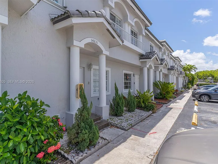 14231 SW 120th Ct #4-11 — Photo 3