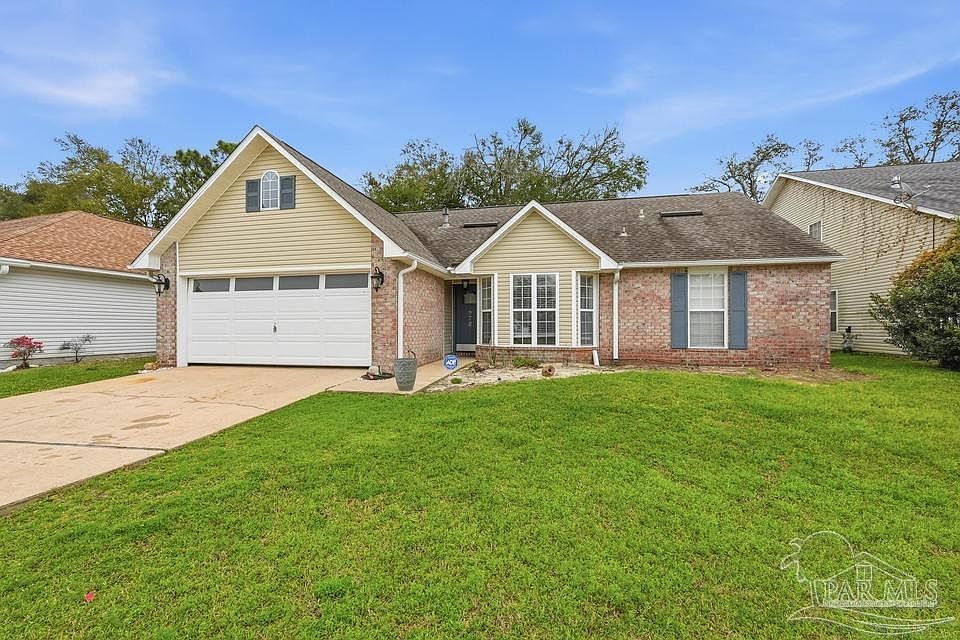 1st image of 972 Claeven Cir
