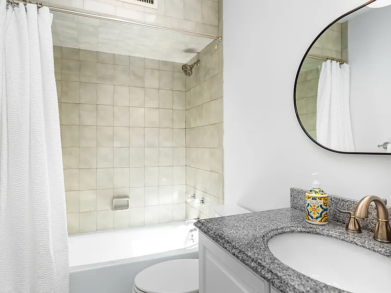 37 Bay Woods Dr — Photo 25