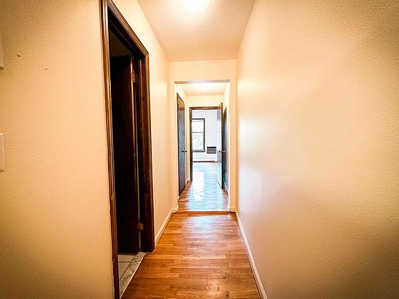 5th image of 466 Piermont Ave