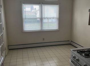 78 Kenosha St #2, Albany, NY 12209