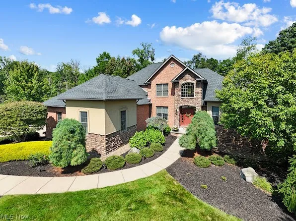 1626 Bluebell Trl, Poland, OH 44514