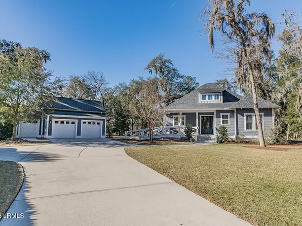 17 Elisabeth Cv, Beaufort, SC 29907