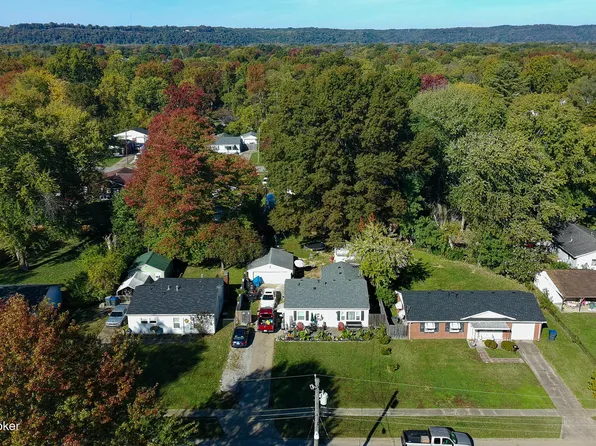 10008 Donau Ln, Louisville, KY 40272