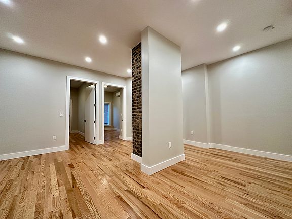 4th image of 32 Scholes St #1E