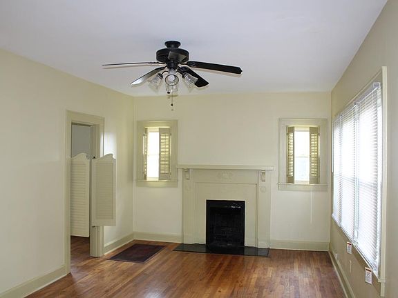 5th image of 302 Columbia Ave