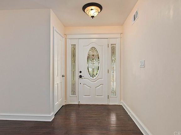 3rd image of 20427 Delight St
