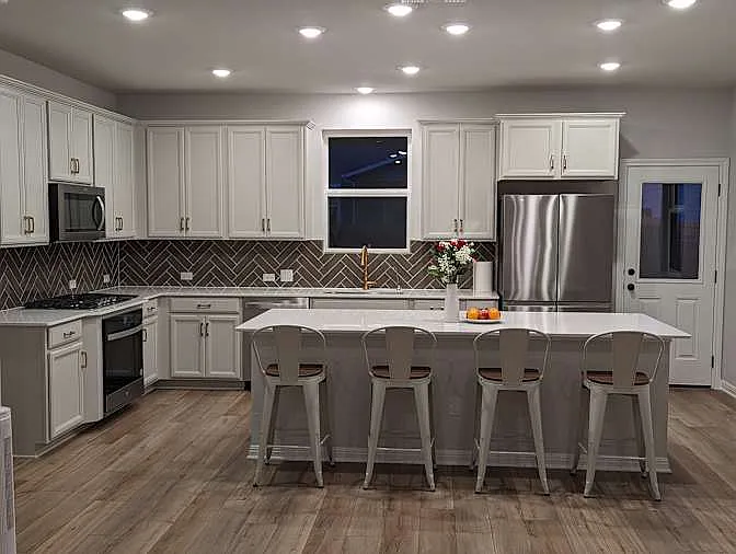 111 Hornbill Dr — Photo 1