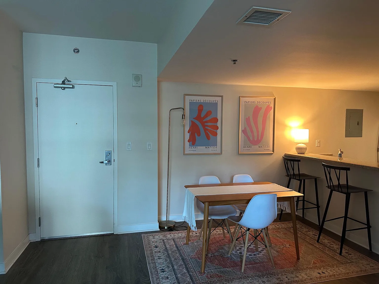 1 bed, 760 sqft, $2,715 — Photo 4