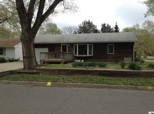 1640 SW Burnett Rd, Topeka, KS 66604