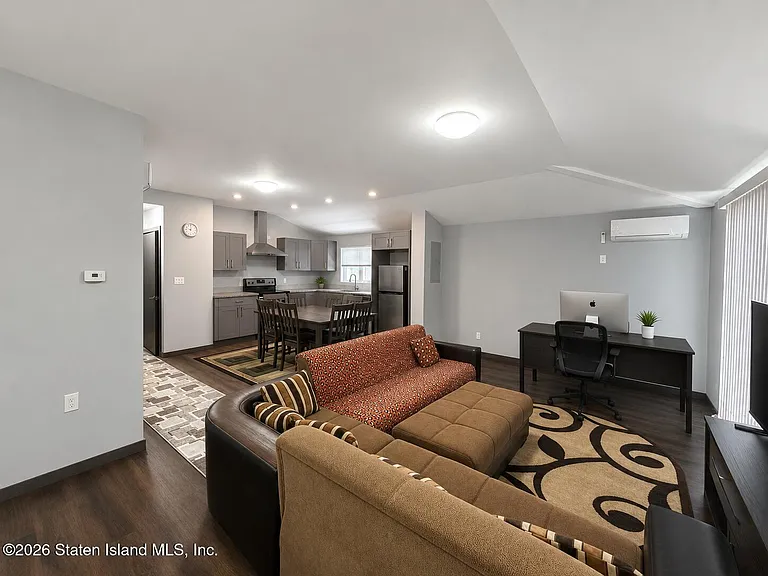 2981 Hylan Blvd — Photo 12