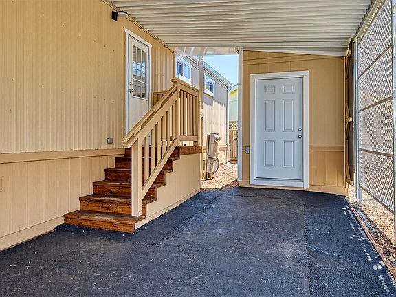 5th image of 1040 38th Ave #45
