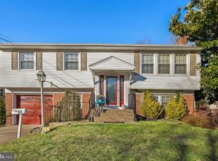 61 Greenwood Dr, Turnersville, NJ 08012