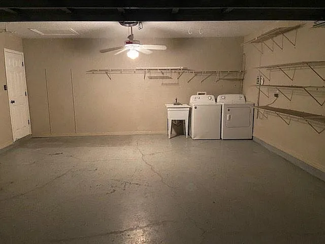 1741 Goodrich Ave — Photo 35