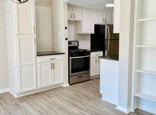 18 Strabane Ct, Parkville, MD 21234