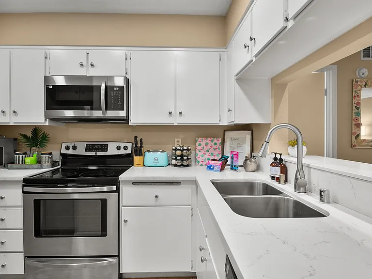 10655 Lemon Ave #1503 — Photo 13
