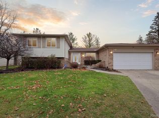 5144 Tyler Dr, Troy, MI