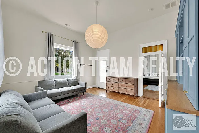 2 bed, 1.5 bath, 1079 sqft, $1,395 — Photo 4