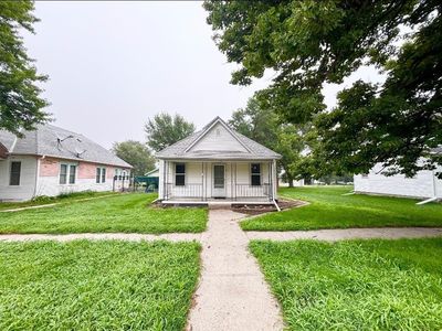 107 S 3rd St, Newman Grove, NE, 68758