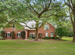 17236 Saint Gertrude Rd, Covington, LA 70435