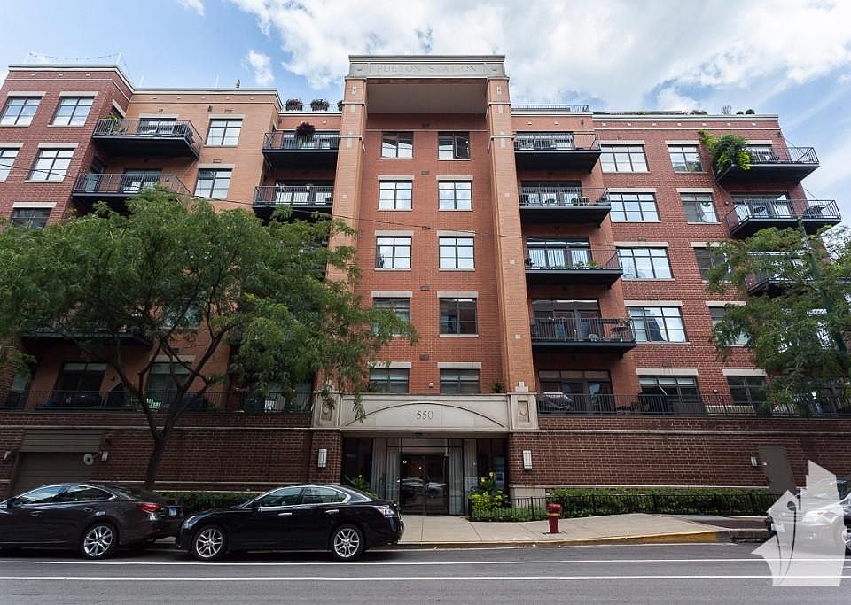 1st image of 550 W Fulton St #200