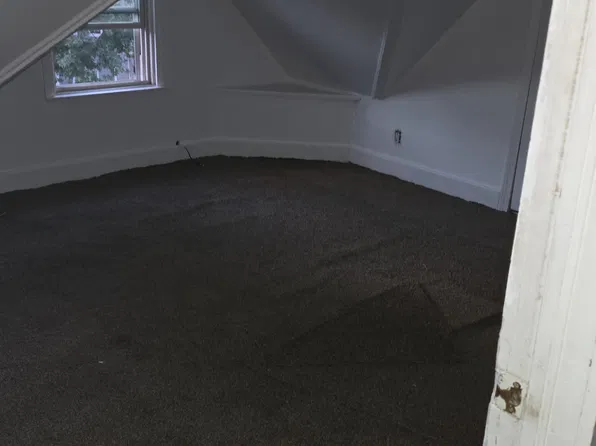 (undisclosed Address), New Haven, CT 06511