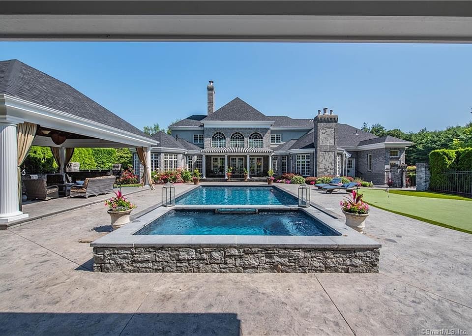 1st image of 40 Winthrop Drive