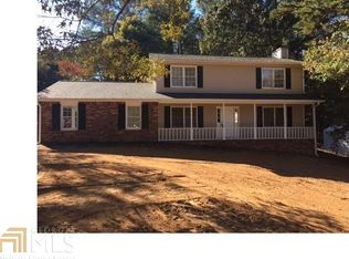 2055 Killian Hill Rd, Snellville, GA 30039