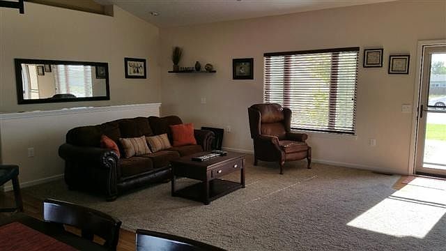 1st image of 3618 Laramie St