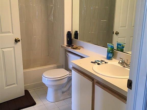 5th image of 6360 Aragon Way APT 203
