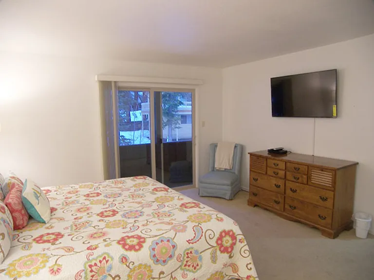 866 Northwood Blvd #26 — Photo 6