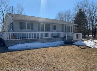 712 E Howell Rd, Mason, MI 48854